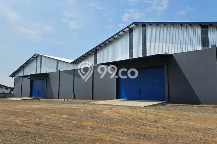 Unit Gudang Paling Strategis di Batang Batang dengan LB 1080m2 Unit Gudang Paling Strategis di Batang Batang dengan LB 1080m2