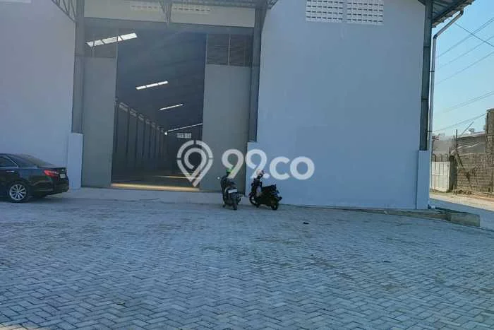 Gudang disewakan di Semarang Barat Semarang dengan luas bangunan 1680m2 Gudang disewakan di Semarang Barat Semarang dengan luas bangunan 1680m2