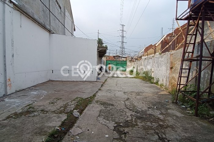 FOR RENT! Gudang di Moch Toha Cocok untuk Bisnis 1000m2 FOR RENT! Gudang di Moch Toha Cocok untuk Bisnis 1000m2