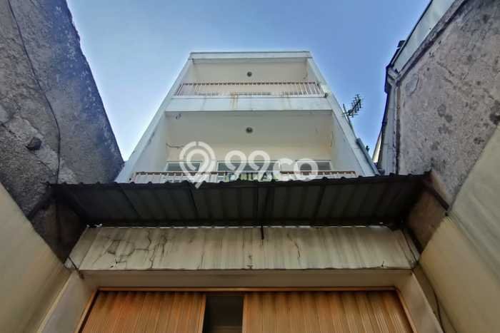 Unit Ruko Dijual di Bandung LT 90m2 & LB 210m2 Unit Ruko Dijual di Bandung LT 90m2 & LB 210m2