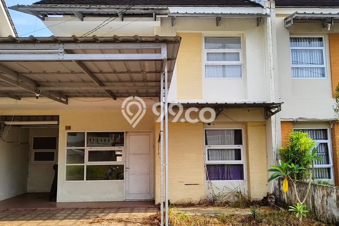 PROPERTI PILIHAN! Rumah area Jend Sudirman, Luas 192m² LB 120m² PROPERTI PILIHAN! Rumah area Jend Sudirman, Luas 192m² LB 120m²