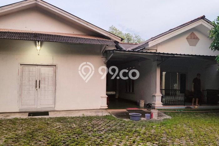 Rumah Terawat LT 1411m2m² / LB 200m2m² di Lokasi Premium Pangkalan Baru, Bangka Tengah Rumah Terawat LT 1411m2m² / LB 200m2m² di Lokasi Premium Pangkalan Baru, Bangka Tengah