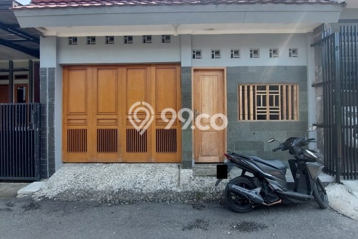 For Sale Rumah 2 Kamar Lokasi Ideal Bagus dan Strategis di Bandung Kulon For Sale Rumah 2 Kamar Lokasi Ideal Bagus dan Strategis di Bandung Kulon