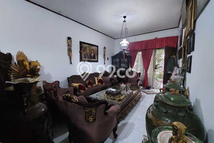 Siap Huni Hunian Elit 3 Kamar di Regol Dekat ke Mana Saja Siap Huni Hunian Elit 3 Kamar di Regol Dekat ke Mana Saja