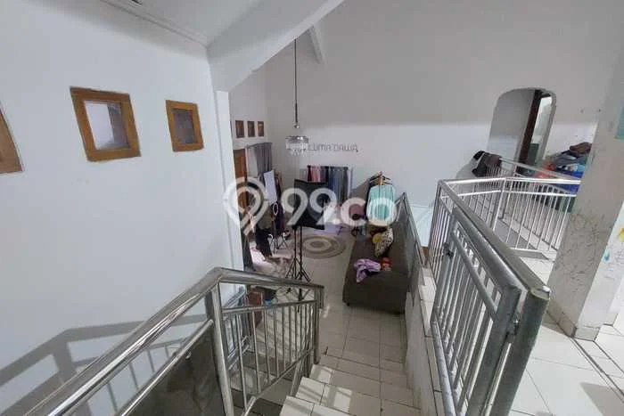 For Sale Rumah 4 Kamar Lokasi Strategis Bagus dan Strategis di Bandung Kota For Sale Rumah 4 Kamar Lokasi Strategis Bagus dan Strategis di Bandung Kota