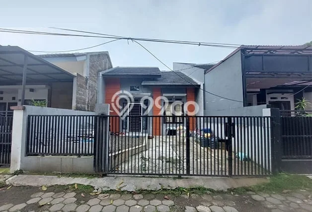 Jual Rumah Bagus Siap Huni LB 45m2 di Babakan Ciparay, Bandung Jual Rumah Bagus Siap Huni LB 45m2 di Babakan Ciparay, Bandung