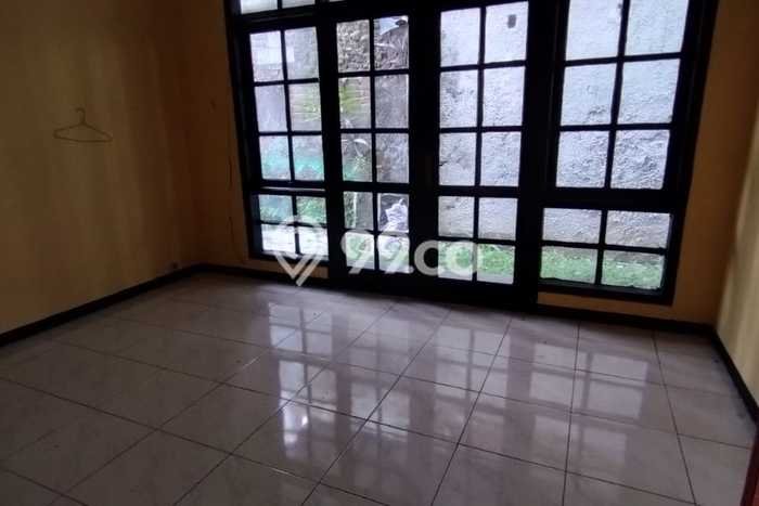 Dijual Hunian Rumah Terawat 3 Kamar di Ciateul, Bandung Dijual Hunian Rumah Terawat 3 Kamar di Ciateul, Bandung