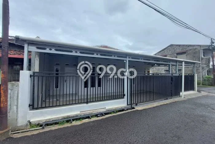 Jual Rumah Bagus Siap Huni LB 150m2 di Babakan Ciparay, Bandung Jual Rumah Bagus Siap Huni LB 150m2 di Babakan Ciparay, Bandung