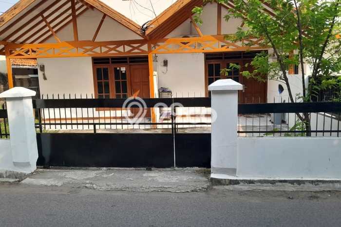 Hunian Eksklusif Siap Huni LT 384m2 di Pondok Aren, Tangerang Selatan Hunian Eksklusif Siap Huni LT 384m2 di Pondok Aren, Tangerang Selatan