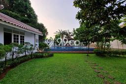 Ready to Use! Premium House LT 1450m2 Desain Modern di Pondok Labu Ready to Use! Premium House LT 1450m2 Desain Modern di Pondok Labu