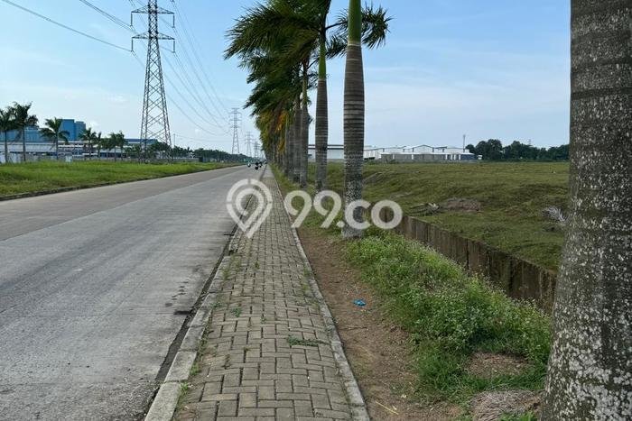 Lahan Dijual Lokasi Cikande, Serang dengan Luas Tanah 100000m2 dan Status - Lahan Dijual Lokasi Cikande, Serang dengan Luas Tanah 100000m2 dan Status -