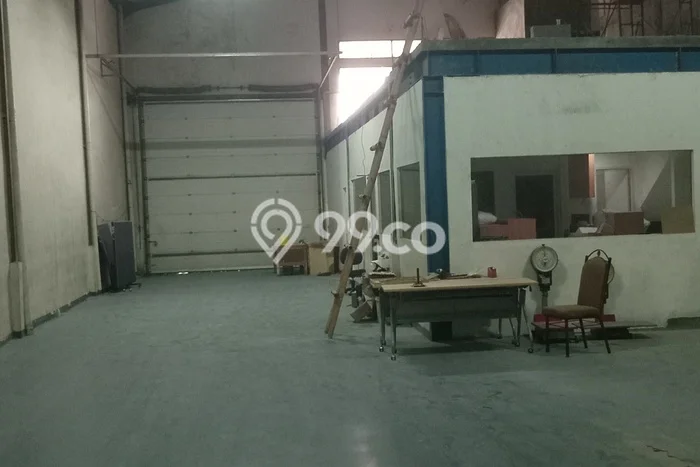 Unit Gudang Disewakan di Penggilingan di Area Ramai & Strategis Unit Gudang Disewakan di Penggilingan di Area Ramai & Strategis