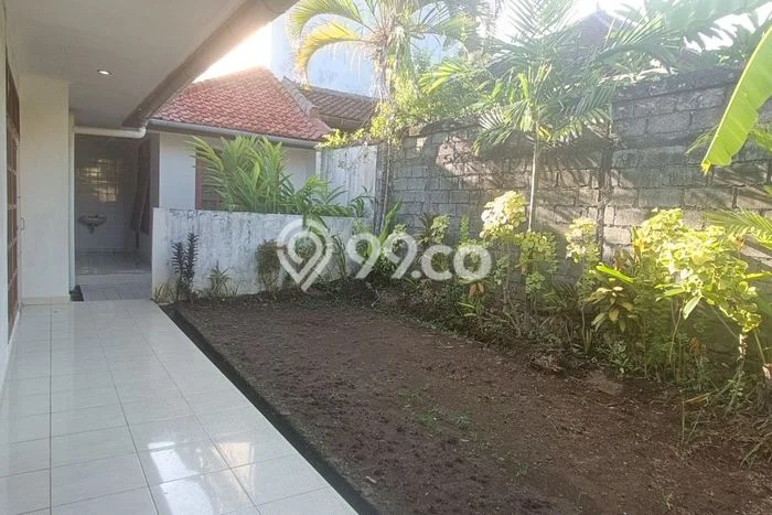 Ready to Use! Premium House LT 345m2 Desain Modern di Nusa Dua Ready to Use! Premium House LT 345m2 Desain Modern di Nusa Dua
