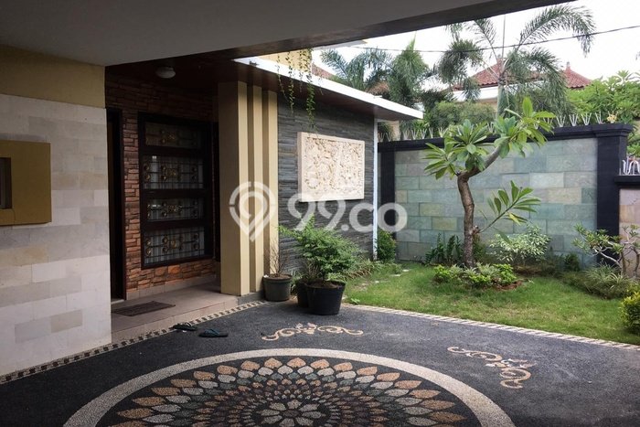 Ready to Use! Premium House LT 200m2 Desain Modern di Renon Ready to Use! Premium House LT 200m2 Desain Modern di Renon