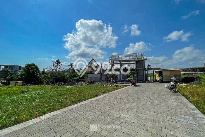 Lahan Dijual Lokasi Strategis di Badung dengan Luas 590m2 Lahan Dijual Lokasi Strategis di Badung dengan Luas 590m2