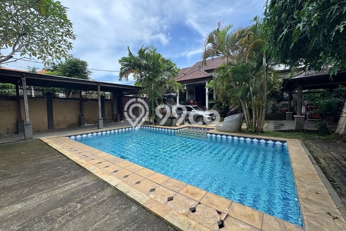Rumah Luxury di Badung Lokasi Strategis Kondisi Terawat Rumah Luxury di Badung Lokasi Strategis Kondisi Terawat