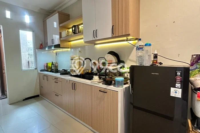 Dijual Rumah 4 Kamar Lokasi Ideal Bagus dan Strategis di Banyumanik Dijual Rumah 4 Kamar Lokasi Ideal Bagus dan Strategis di Banyumanik