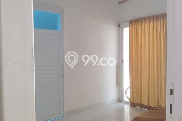 Rumah Lokasi Strategis di Pleburan, Semarang, Luas 171m² LB 135m² Rumah Lokasi Strategis di Pleburan, Semarang, Luas 171m² LB 135m²