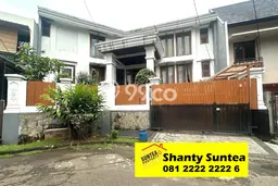 Rumah Luxury Modern Tanpa Renovasi di Bintaro Tangerang Selatan Rumah Luxury Modern Tanpa Renovasi di Bintaro Tangerang Selatan