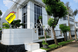 For Sale! Luxury House LT 218m2 Desain Elegan di Bintaro For Sale! Luxury House LT 218m2 Desain Elegan di Bintaro