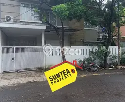 Rumah Elit Modern Siap Huni di Bintaro Tangerang Selatan Rumah Elit Modern Siap Huni di Bintaro Tangerang Selatan