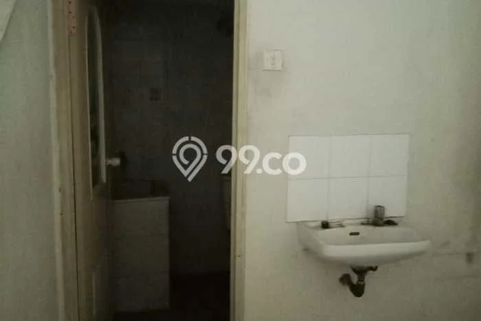 Ruko Dijual di Prime Area Jakarta Barat Luas 189m2 Ruko Dijual di Prime Area Jakarta Barat Luas 189m2