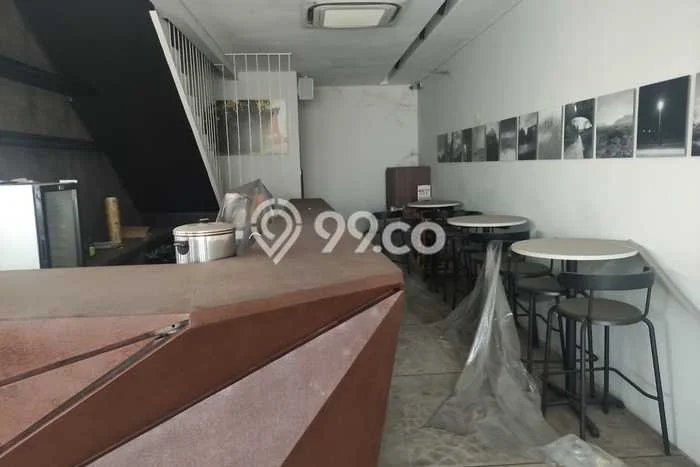Ruko Dijual di Prime Area Jakarta Barat Luas 650m2 Ruko Dijual di Prime Area Jakarta Barat Luas 650m2