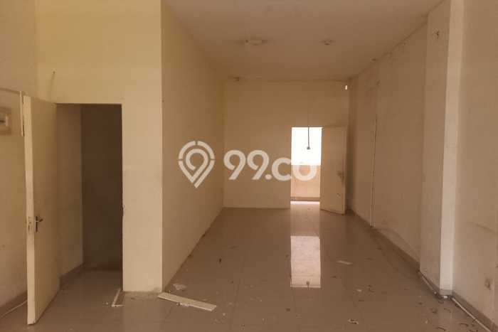 Ruko Dijual di Cengkareng LT 67m2, LB 200m2 untuk Investasi Ruko Dijual di Cengkareng LT 67m2, LB 200m2 untuk Investasi