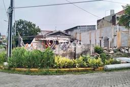 Kos-kosan Dijual di Tenggilis Mejoyo, Surabaya, 14 KT, 14 KM, Bangunan 150m2 Kos-kosan Dijual di Tenggilis Mejoyo, Surabaya, 14 KT, 14 KM, Bangunan 150m2