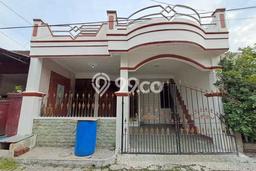 For Sale Rumah 4 Kamar Lokasi Strategis Nyaman dan Strategis di Waru For Sale Rumah 4 Kamar Lokasi Strategis Nyaman dan Strategis di Waru