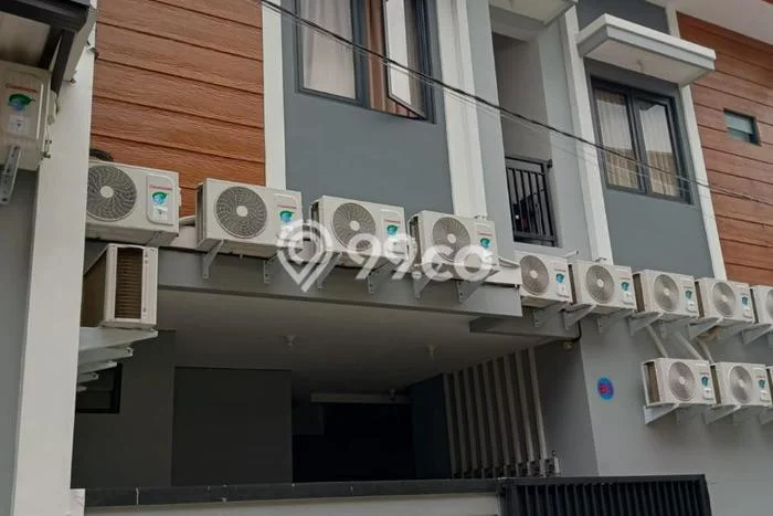 Rumah Kost Dijual di Jambangan, Surabaya, Spesifikasi 7 KT, 7 KM, 110m2 Rumah Kost Dijual di Jambangan, Surabaya, Spesifikasi 7 KT, 7 KM, 110m2