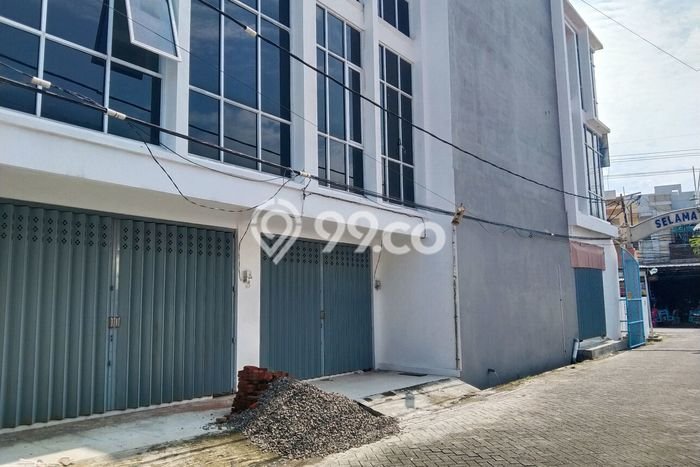 Unit Ruko Strategis di Tambaksari, Surabaya Potensi Cuan Besar Unit Ruko Strategis di Tambaksari, Surabaya Potensi Cuan Besar