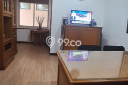 Kantor Area Strategis di Pondok Pinang, Luas 300m², Jalan Strategis Kantor Area Strategis di Pondok Pinang, Luas 300m², Jalan Strategis