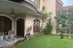 For Sale! Luxury House LT 500m2 Desain Modern di Duren Tiga For Sale! Luxury House LT 500m2 Desain Modern di Duren Tiga