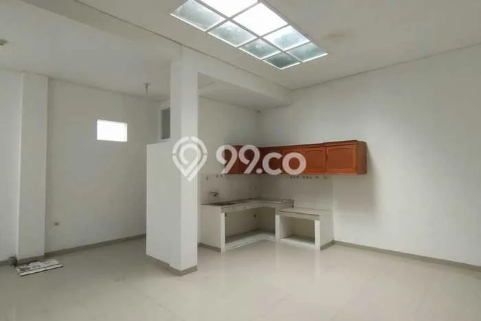 Rumah sewa siap huni 5 KT di Taman Holis Indah, Bandung Rumah sewa siap huni 5 KT di Taman Holis Indah, Bandung