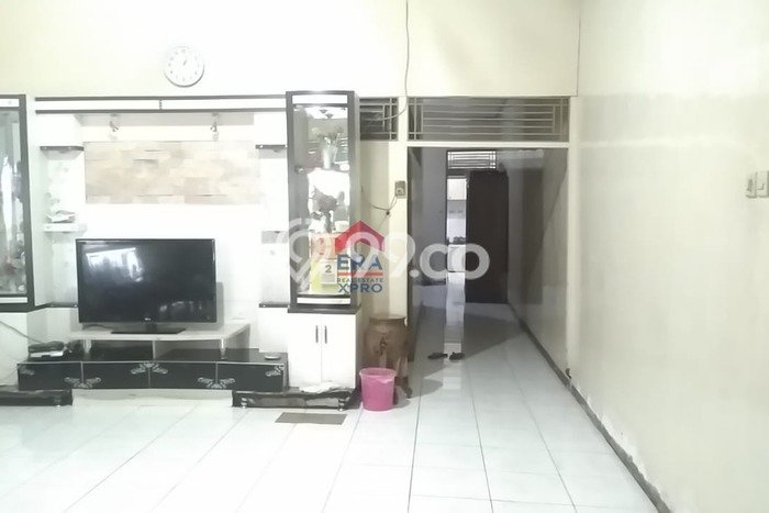 Lokasi Strategis! Dijual Ruko Bisnis di Pontianak Selatan, Pontianak Kondisi Bagus Lokasi Strategis! Dijual Ruko Bisnis di Pontianak Selatan, Pontianak Kondisi Bagus