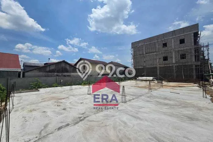 Ruko Dijual Lokasi Emas di Pontianak Barat Luas 216m2 Ruko Dijual Lokasi Emas di Pontianak Barat Luas 216m2