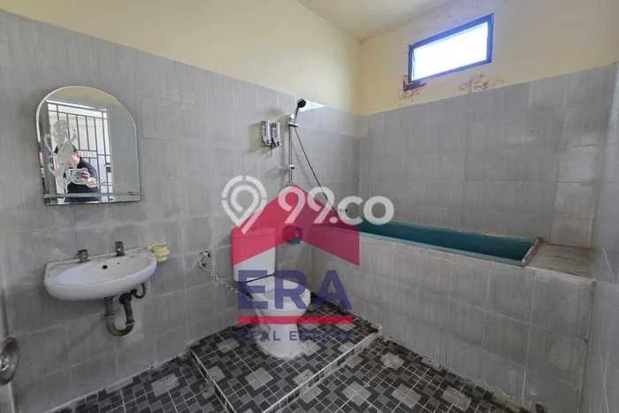 FOR SALE! Ruko di Sungai Raya Kubu Raya, LT 153m2, LB 136m2 FOR SALE! Ruko di Sungai Raya Kubu Raya, LT 153m2, LB 136m2