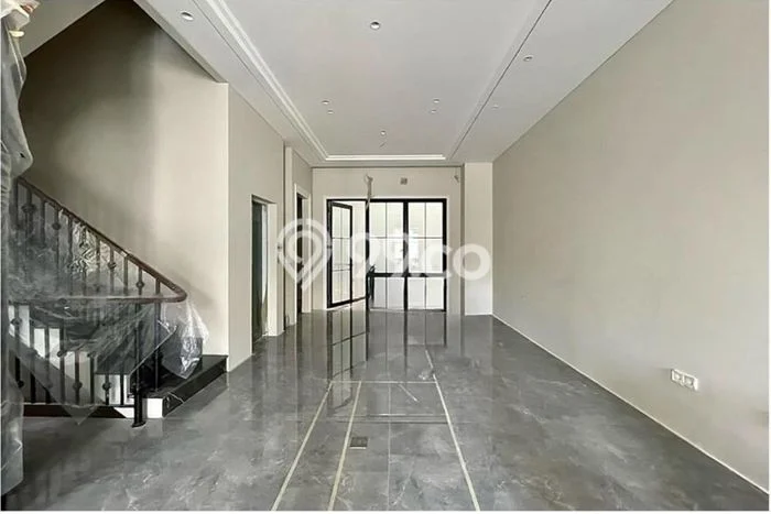 Dijual Rumah Mewah Megah Dengan View Cantik di Permata Buana, Jakarta Barat Dijual Rumah Mewah Megah Dengan View Cantik di Permata Buana, Jakarta Barat
