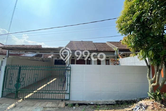 HOT DEAL! Jual Rumah Berkualitas area Baros, Sukabumi, LT 126m2m² LB 85m2m² HOT DEAL! Jual Rumah Berkualitas area Baros, Sukabumi, LT 126m2m² LB 85m2m²