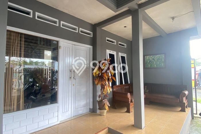 Hunian Cantik Minimalis Lb 150m2 di Gunung Puyuh, Sukabumi Hunian Cantik Minimalis Lb 150m2 di Gunung Puyuh, Sukabumi