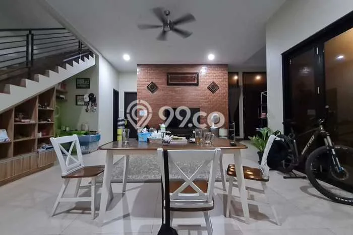 Hunian Elit LB 250m2 Siap Pakai Desain Elegan di Grand Wisata, Bekasi Hunian Elit LB 250m2 Siap Pakai Desain Elegan di Grand Wisata, Bekasi
