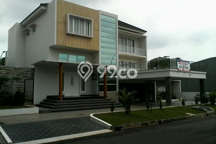 Rumah Elit Modern Tanpa Renovasi di Grand Wisata Bekasi Rumah Elit Modern Tanpa Renovasi di Grand Wisata Bekasi