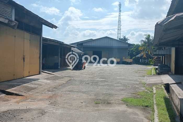Unit Gudang Dijual di Setu Bekasi Luas Bangunan 9000m2 Unit Gudang Dijual di Setu Bekasi Luas Bangunan 9000m2