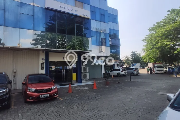 FOR RENT! Ruko di Kedoya Selatan Cocok untuk Bisnis 180m2 FOR RENT! Ruko di Kedoya Selatan Cocok untuk Bisnis 180m2