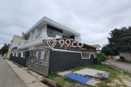 Rumah Elit Modern Tanpa Renovasi di Tangerang Kota Tangerang Rumah Elit Modern Tanpa Renovasi di Tangerang Kota Tangerang