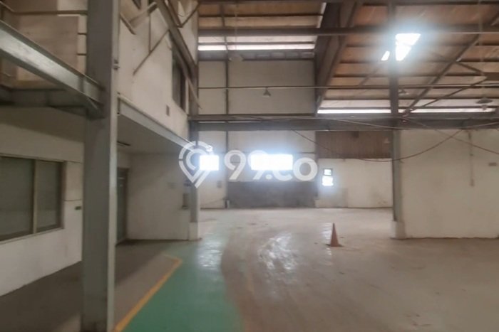 Area Strategis! Disewakan Pabrik Lokasi Jati Uwung, Tangerang Cocok untuk Bisnis Area Strategis! Disewakan Pabrik Lokasi Jati Uwung, Tangerang Cocok untuk Bisnis