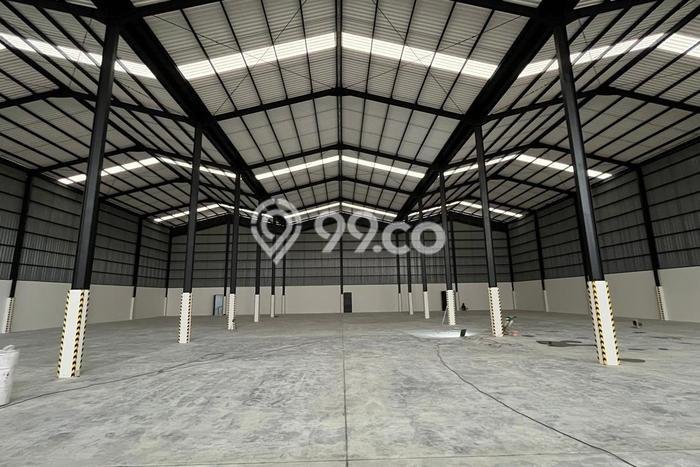 Gudang Disewa di Tangerang dengan LB 1638m2 Area Komersial Ramai Gudang Disewa di Tangerang dengan LB 1638m2 Area Komersial Ramai