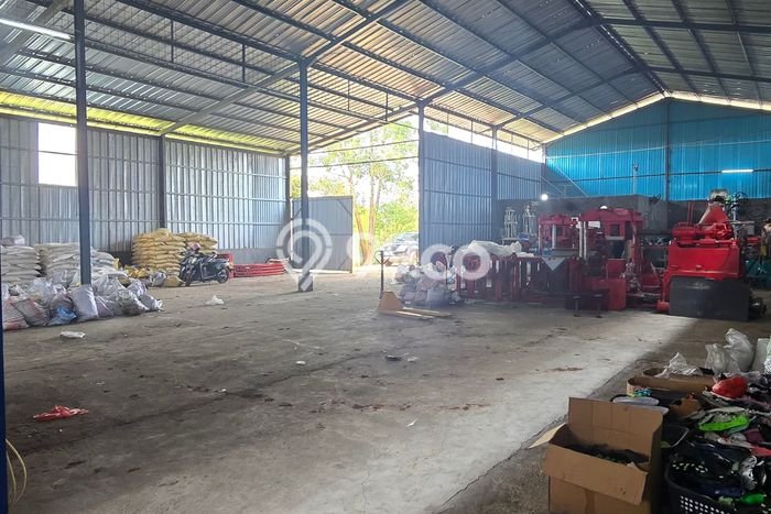 Gudang Kawasan Komersial di Tigaraksa, Luas 720m², Jalan Strategis Gudang Kawasan Komersial di Tigaraksa, Luas 720m², Jalan Strategis