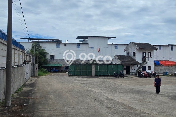 Unit Gudang Paling Strategis di Jati Uwung Tangerang dengan LB 4690m2 Unit Gudang Paling Strategis di Jati Uwung Tangerang dengan LB 4690m2
